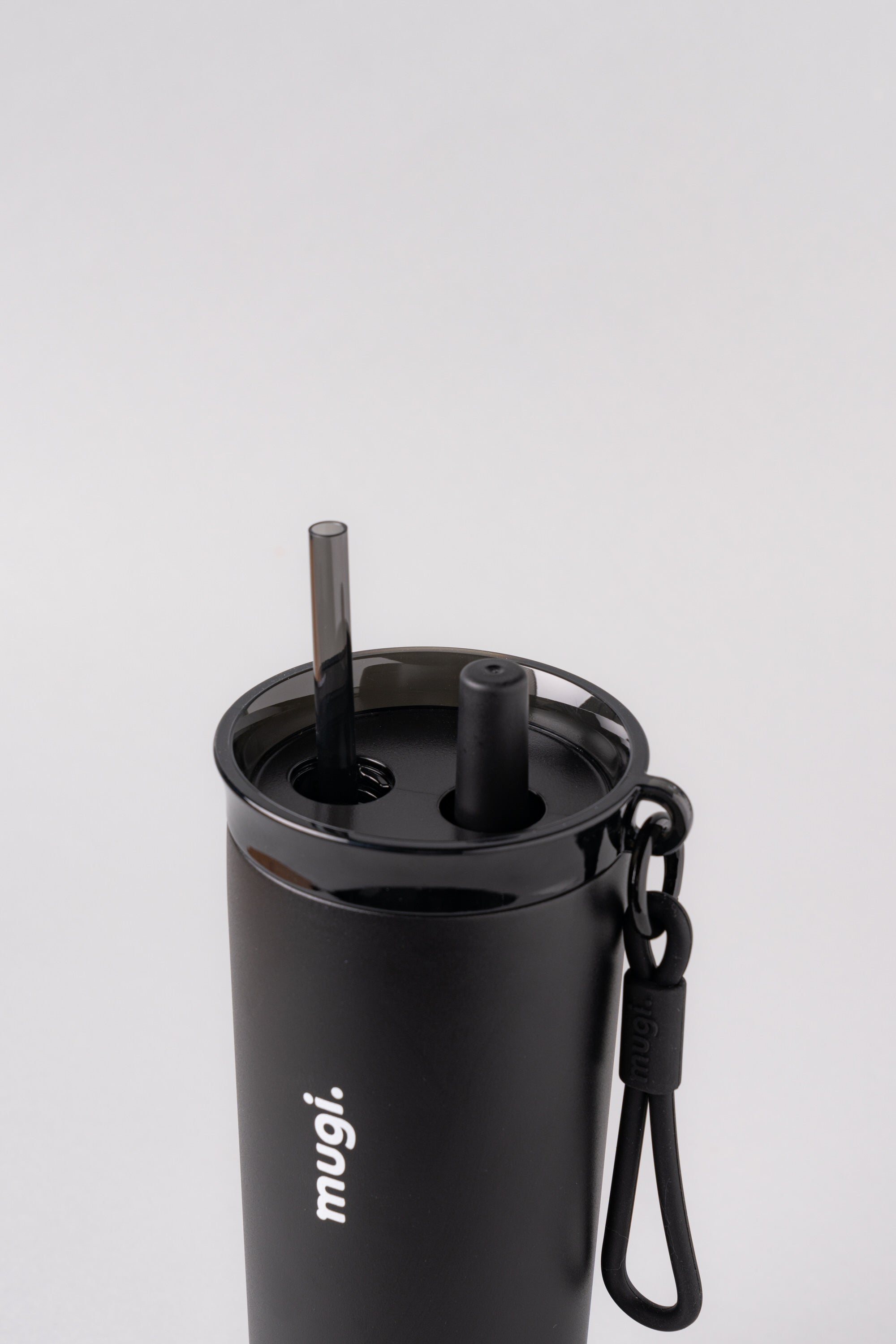 Black Canvas Māi
